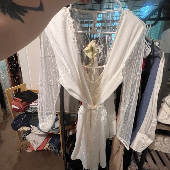 Small lingerie set new with tags - Picture 2 of 4